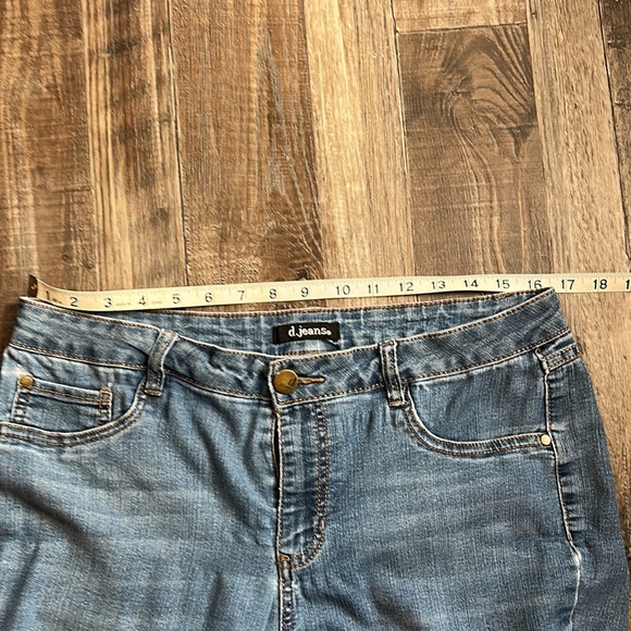 Broken in Super Soft Jeans - Picture 2 of 5